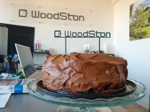 Anniversary cake - WoodSton